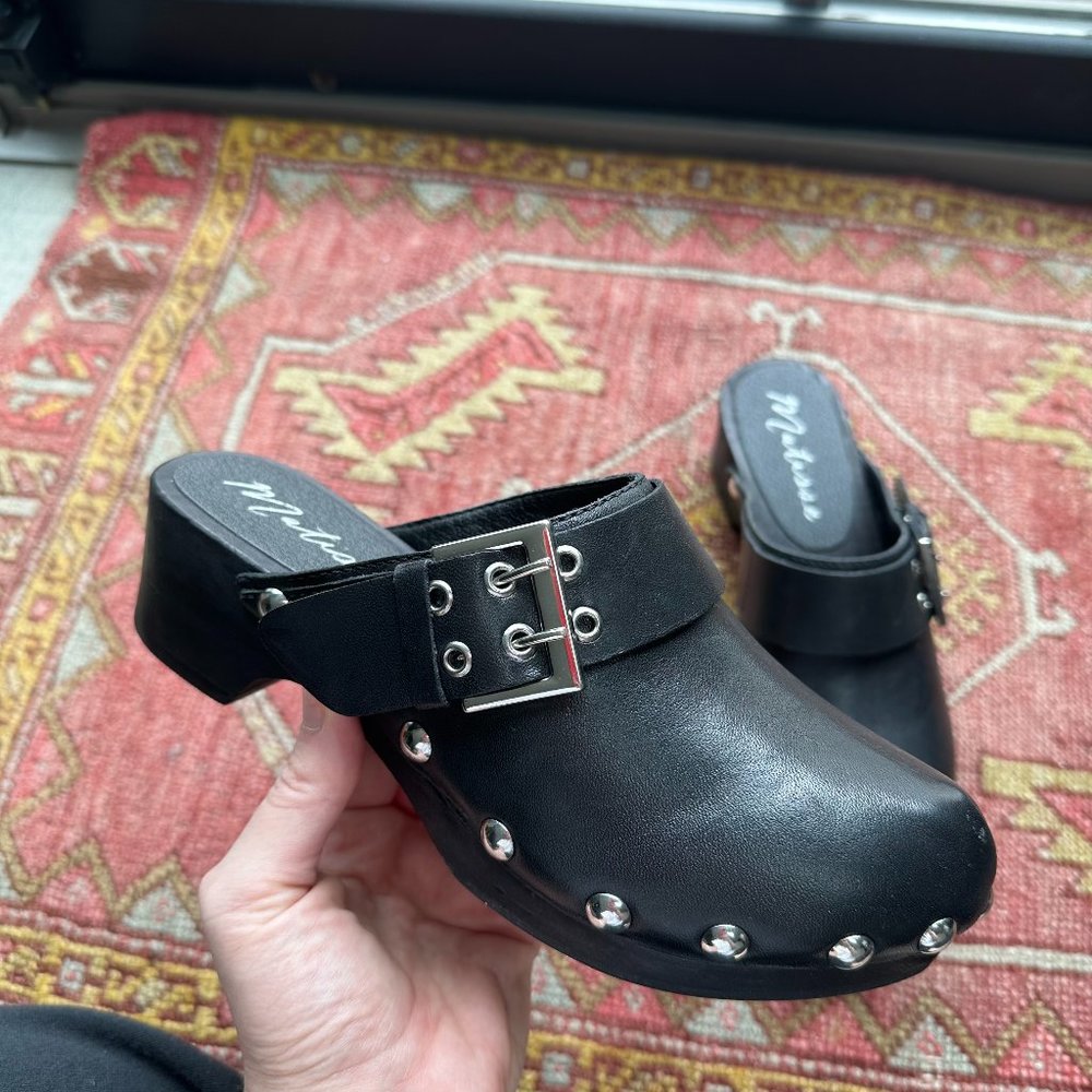 NEW Matisse London Wooden Clog Mule in Black